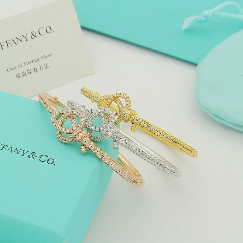 Tiffany bracelet 07yxq04